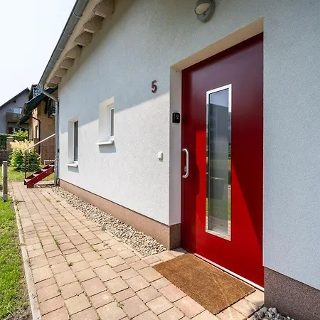 Uferpromenade-whg-2-unten Apartment Marienfelde